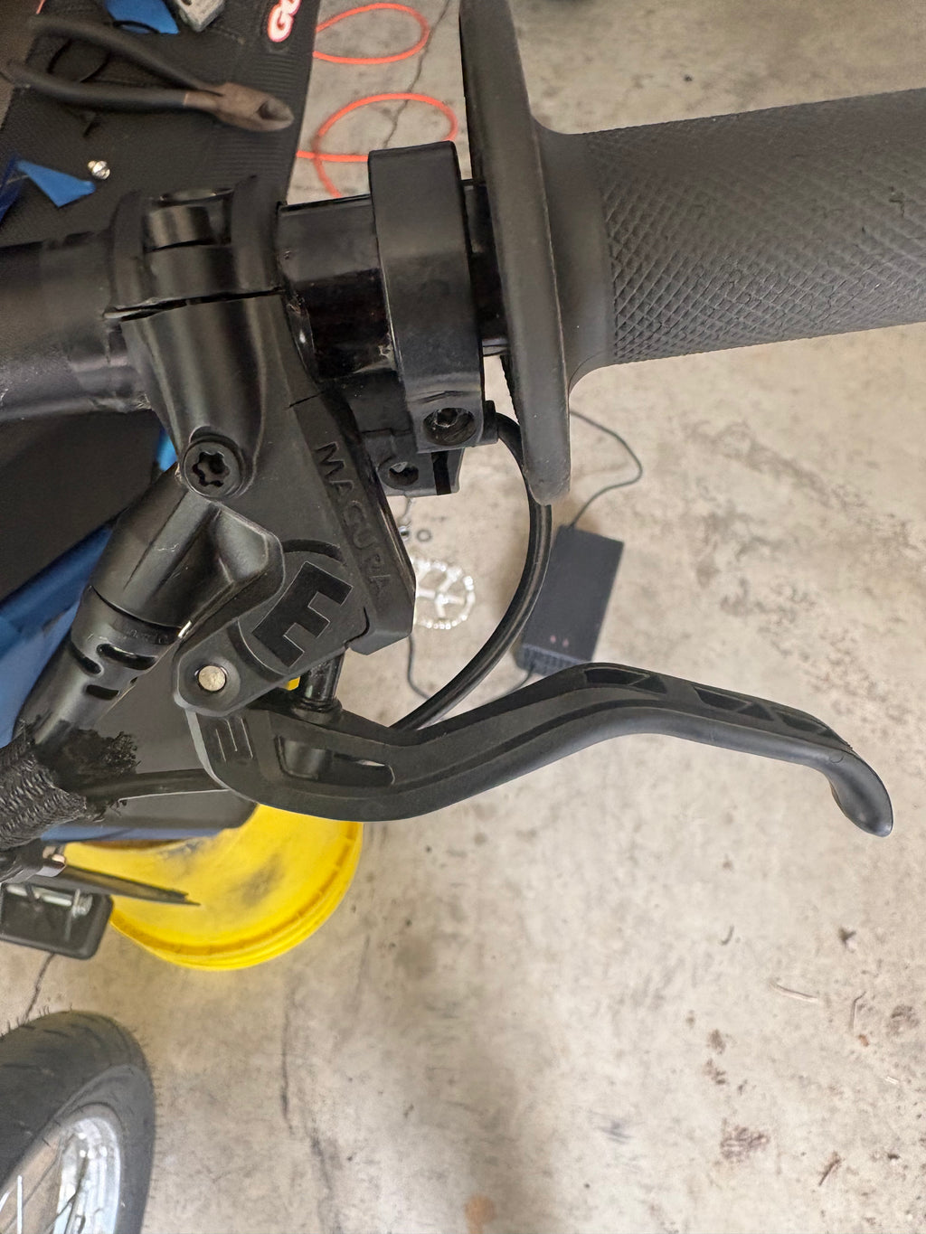 Plug and play moto brakes for mototec 48v