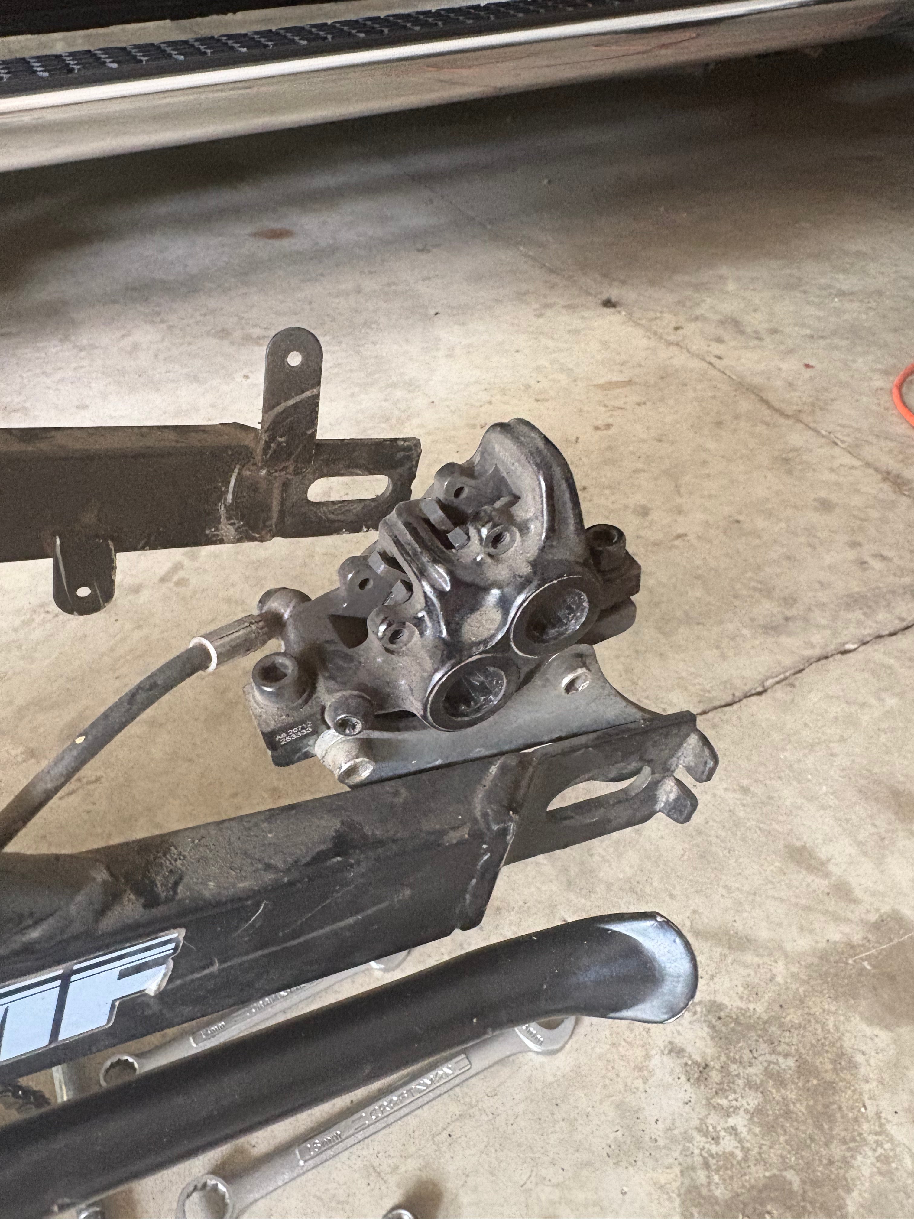 Plug and play moto brakes for mototec 48v